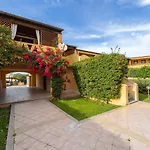 La Casa Di Arly * 奧爾比亞