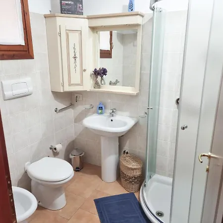 La Casa Di Arly Apartmán Olbia