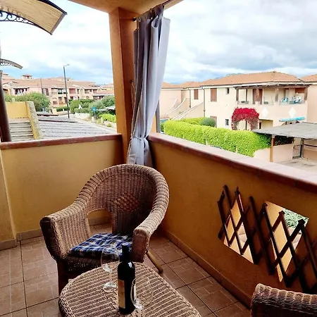 La Casa Di Arly Apartment Olbia