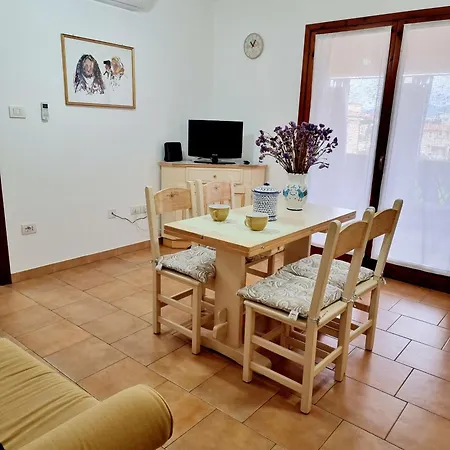 La Casa Di Arly Apartment Olbia