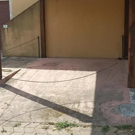La Casa Di Arly Apartment *